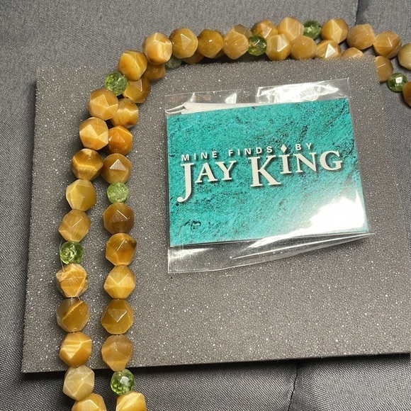 Tiger eye with peridot accents long single strand necklace by Jay King - Picture 10 of 14